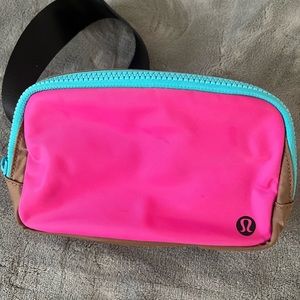 Lululemon hot pink Fanny pack